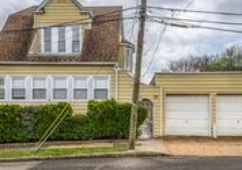 226 Bowne Street, City Island