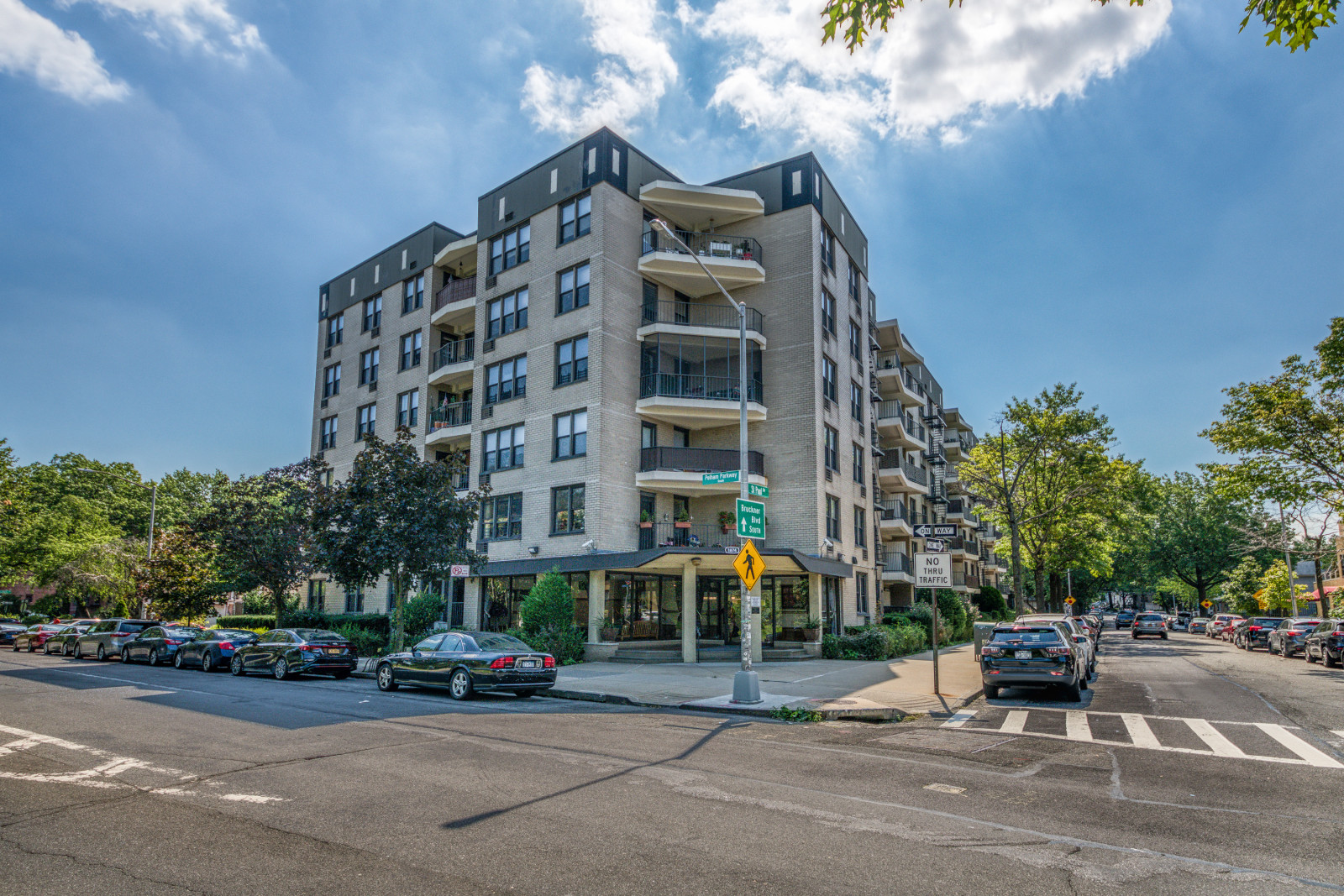 1874 Pelham Parkway Apt. 4H, Bronx: main photo