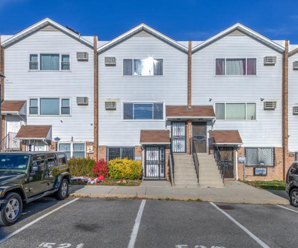 11 Dune Court, Bronx