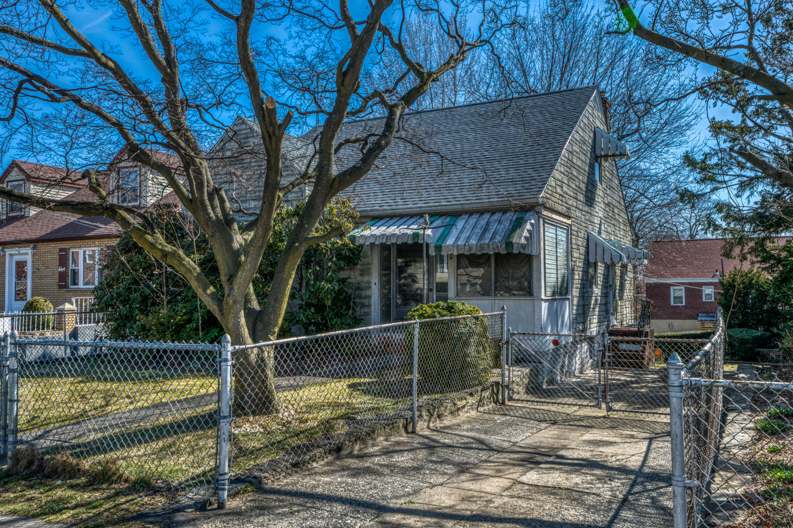 186 Sterling Avenue, Yonkers: main photo