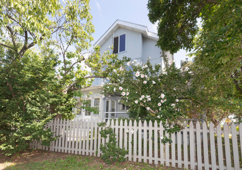500 Minnieford Avenue, City Island